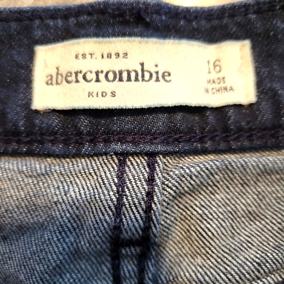 Abercrombie shorts - Picture 8 of 8